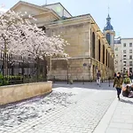 Rue Du Faubourg Poissonniere IV By Onefinestay