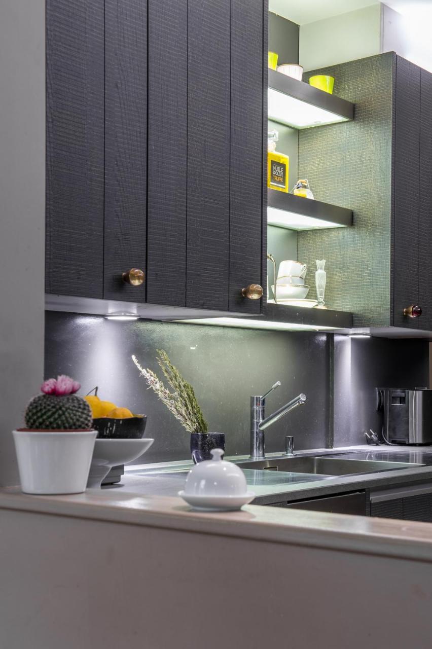 Apartment Rue Du Faubourg Poissonniere Iv By Onefinestay